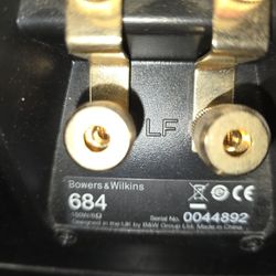 2 Speakers B&w 684