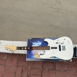 REAL ROCK BAND / GUITAR HERO GUITAR 