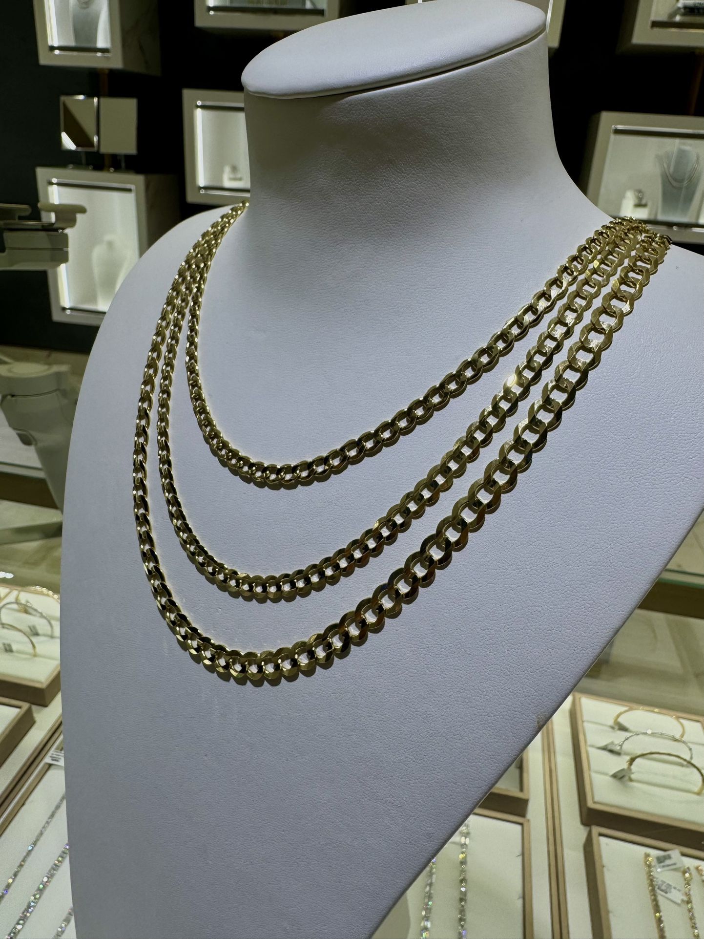 Special Sale — 15% OFF!  Curb Link Chain Necklaces (14K Yellow Gold)