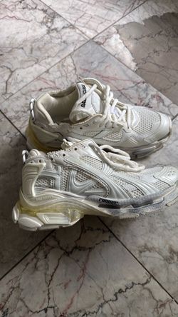 Balenciaga size 8