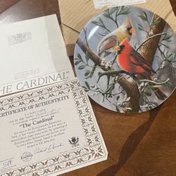 Knowles The Cardinal by Kevin Daniel Fine China Collector Plate Vtg.