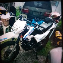 Brand New 2021 Enduro 250  Right Out Of Crate 20 Miles