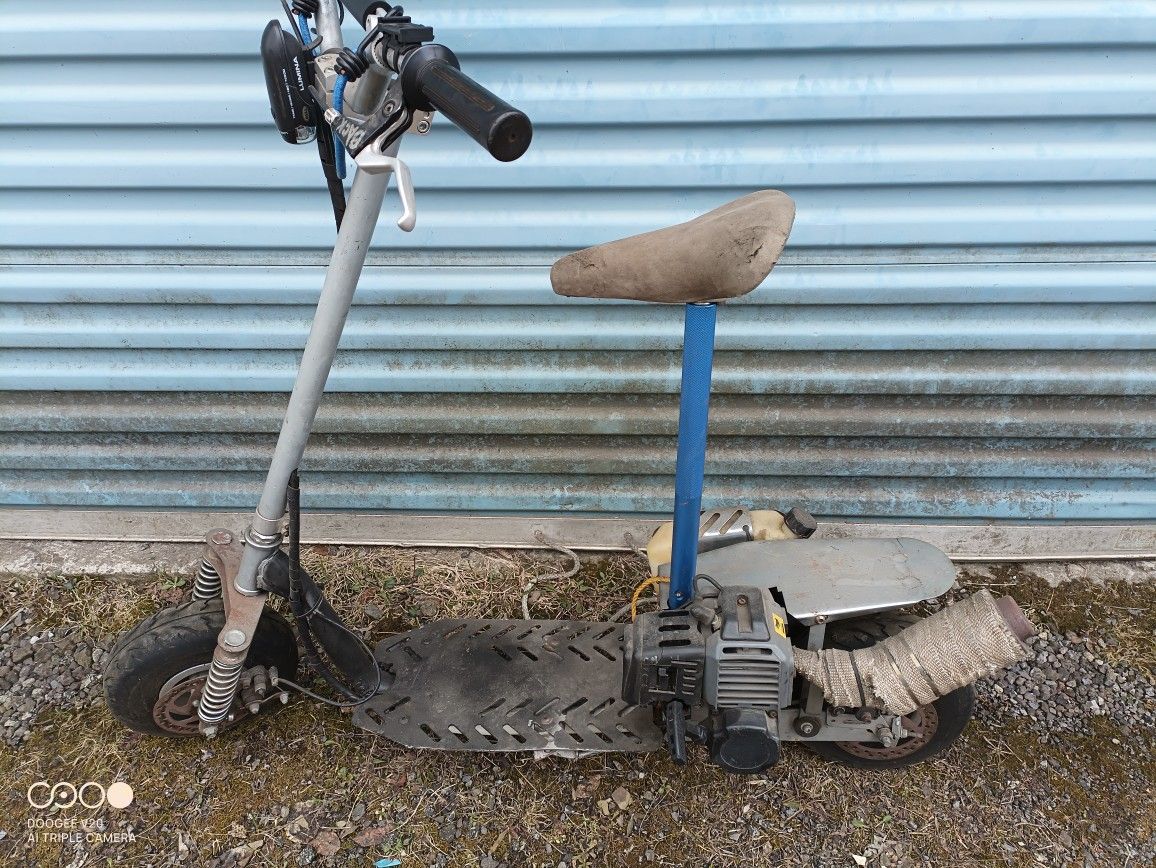 SCOOTER 50cc TWO-STROKE