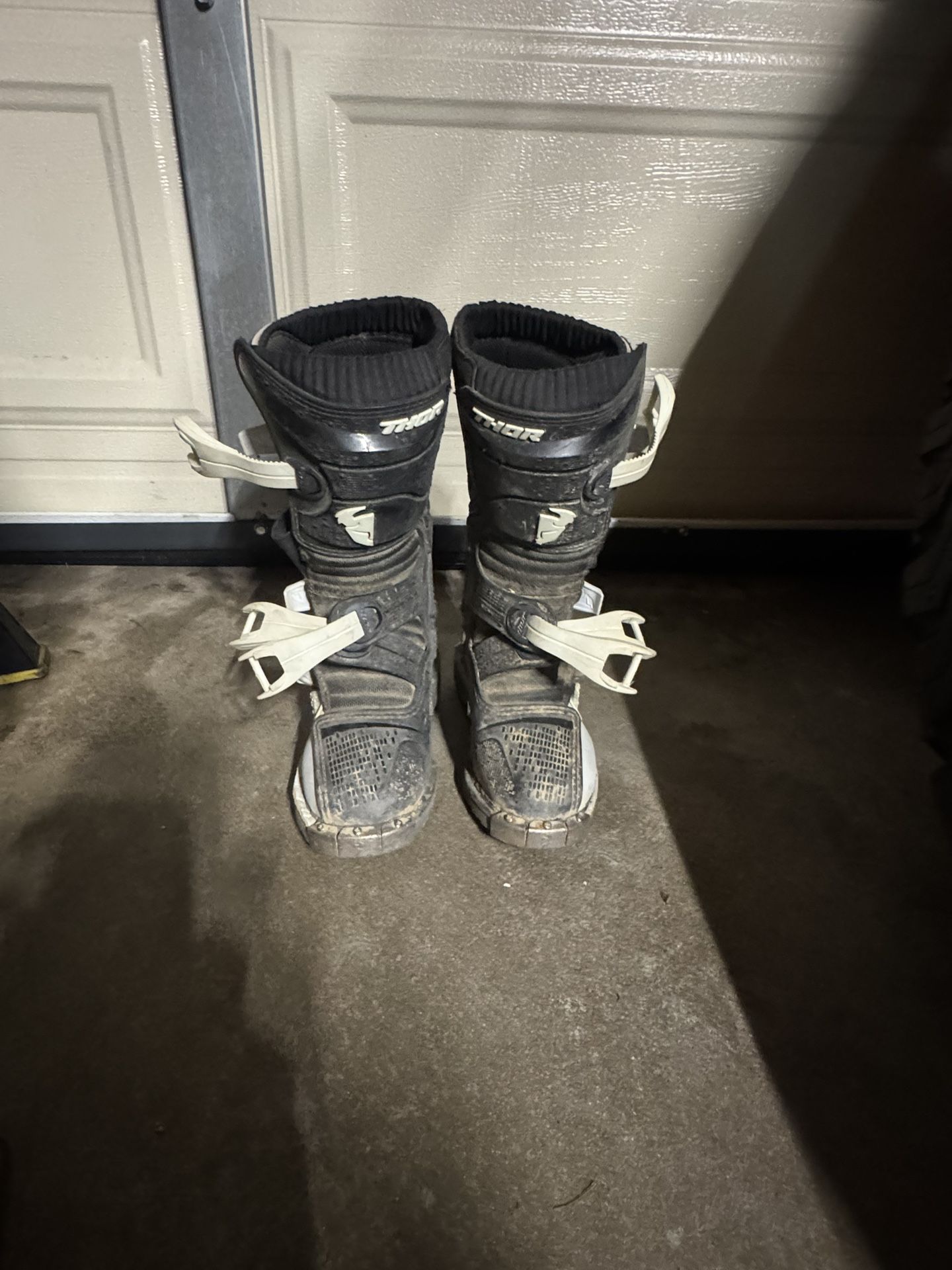 Thor Dirt Bike Boots