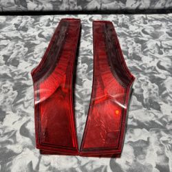 2015 -2019 HONDA FIT Right & Left  Upper Inner Tail Light Lamp  Stanley W2037  The product is a right and left upper inner tail light lamp for a 2015-