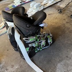 Dalbello kids ski boots