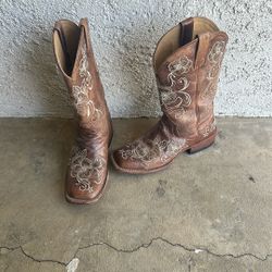 Women’s Boots