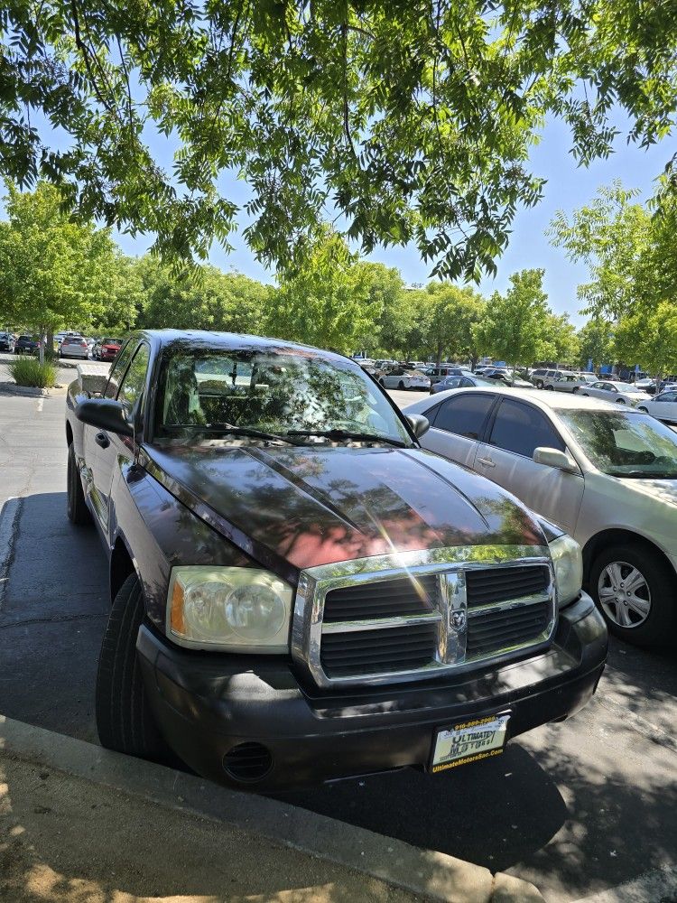 2005 Dodge Dakota
