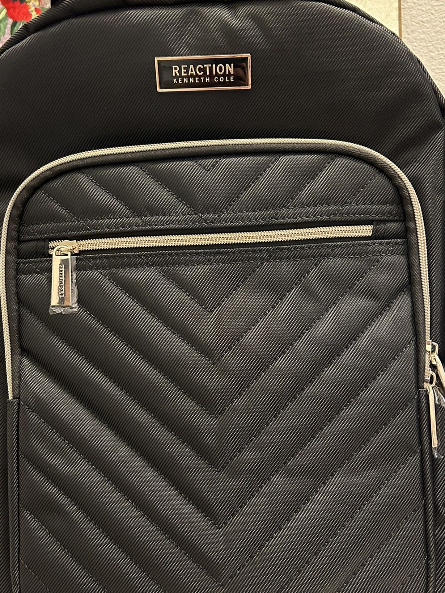 Kenneth Cole Reaction Chelsea Chevron 15-Inch Laptop and Tablet Backpack