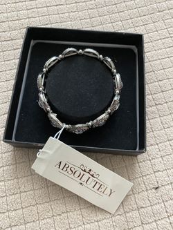 Brand New Elastic Bracelet Tear Drop SHAPE