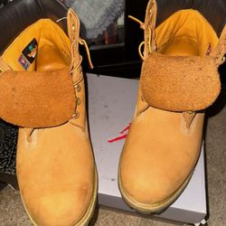 Men's Size 12m Wheat Timberland Boots