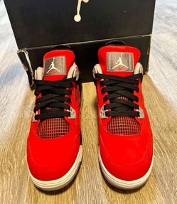 Air Jordan 4 Retro GS Toro Bravo 2013 – Size 6Y / Women’s 7.5 – New