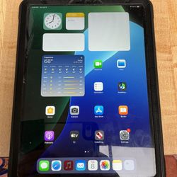 Apple IPad Pro 11 Inch MU0T2LL/A 64GB With USB-A to USB-C Cable