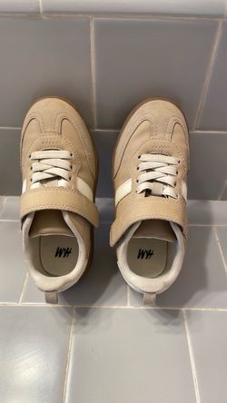 H&M Kids Low-Top Sneakers Size 10