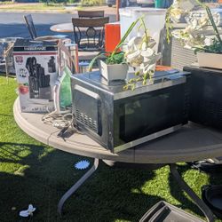 Microwave Located In Mesa 