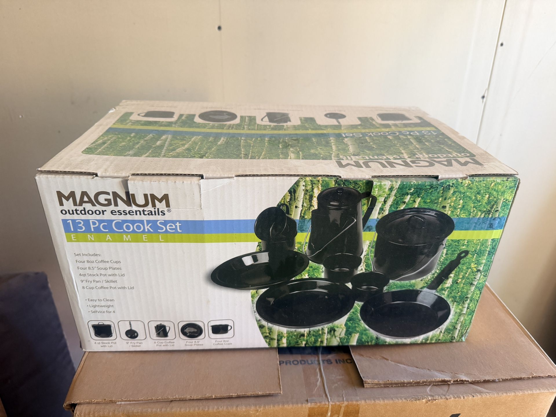 Magnum Outdoor Essentials 13 Piece Set