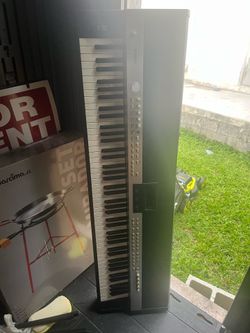 Yamaha CP5 stage piano