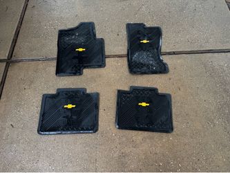 1(contact info removed) Chevrolet Avalanche Suburban OEM Factory Rubber All Weather Floor Mats