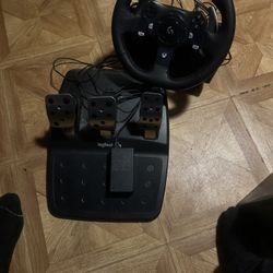 Logitech G920 Racing Wheel + Pedals (Xbox & PC)-Great Condition 