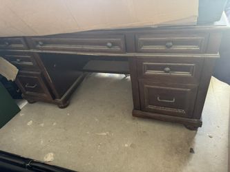 DESK - Flexsteel Wynwood collection