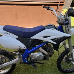 Apollo 125 Dirt bike