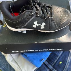 Under Armor Baseball cleats