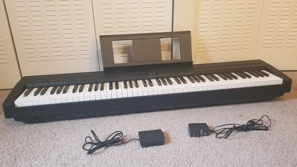 Yamaha P-45 Digital Piano