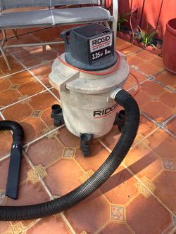 Wet dry vacuum