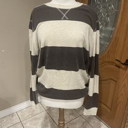 Long Sleeve Sweatshirt