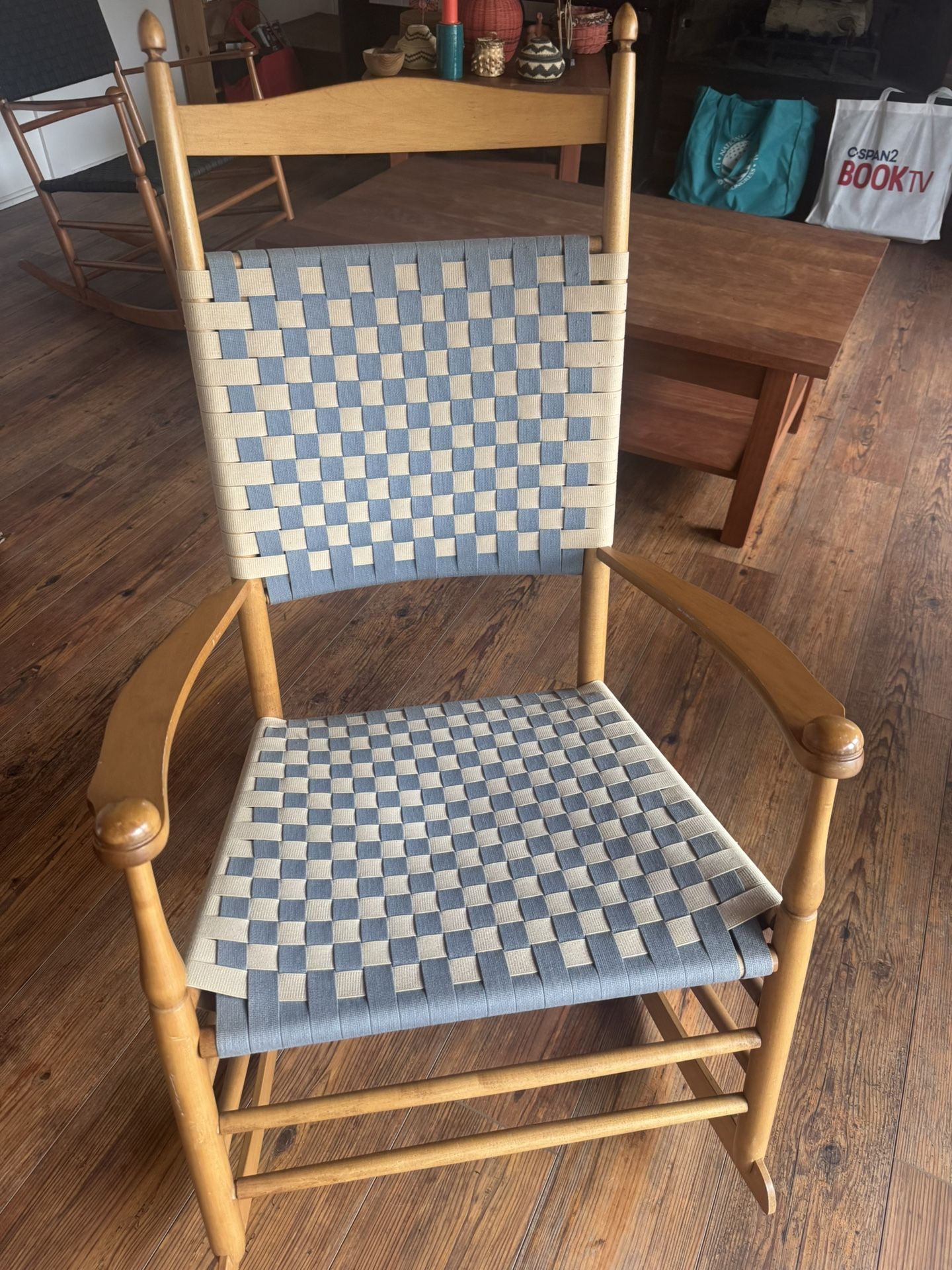 Shaker Rocker