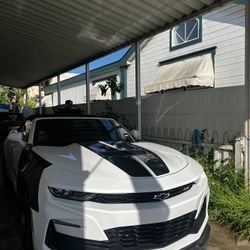 Stock Camaro SS Hood
