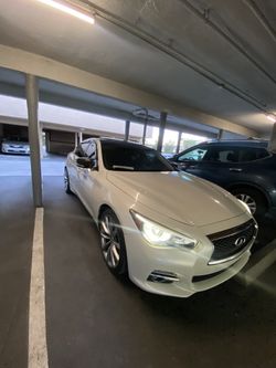 2015 Infiniti Q50
