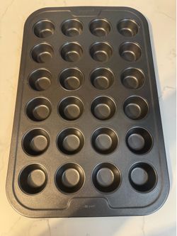 24-cup mini muffin pan