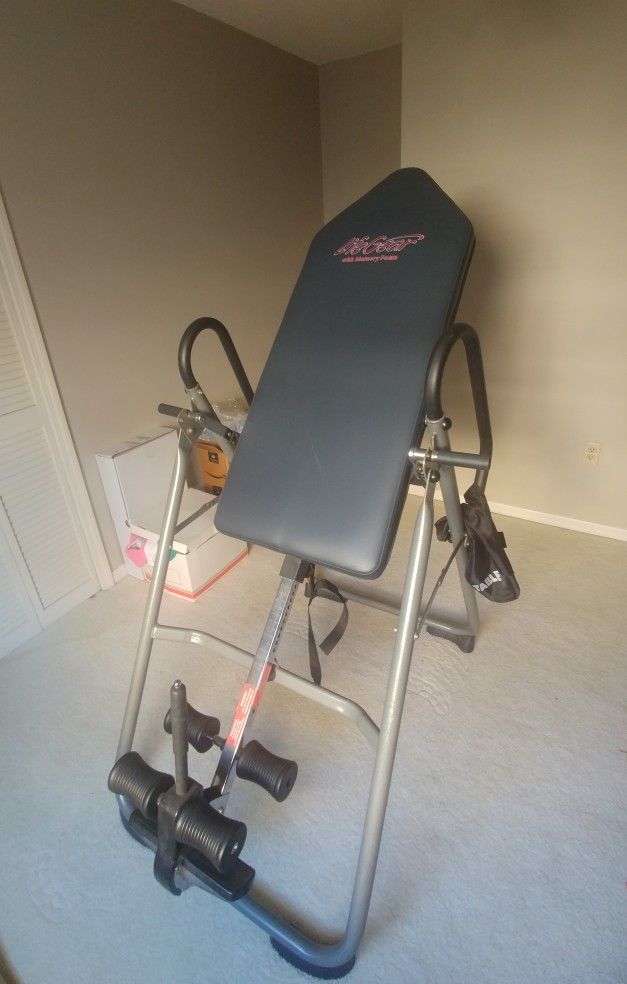 Life Gear With Memory Foam Inversion Table