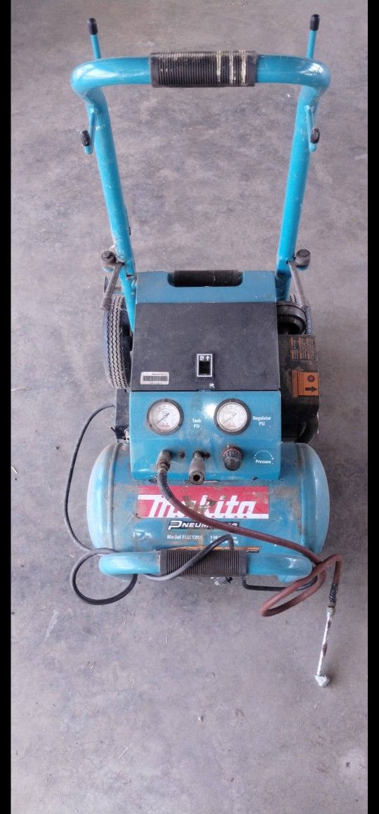 Makita Air Compressor