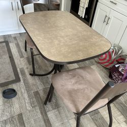 Kitchen Table And Chairs 