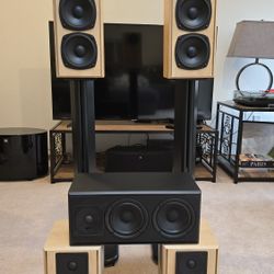 Miller & Kreisel 5 speakers set in new condition