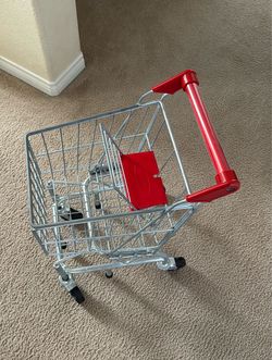 Melissa and Doug Shopping cart