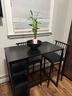 Table w microwave