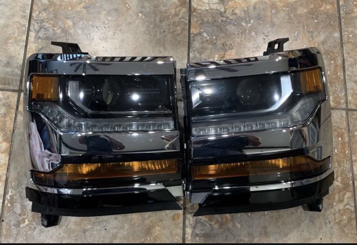 16-18 Silverado Headlights 
