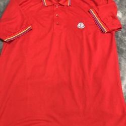 Moncler Polo.    Large 