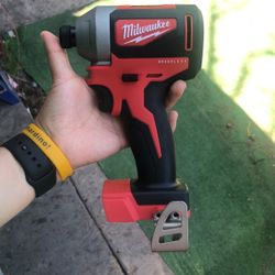 Milwaukee 1/4 Hex Impact Driver