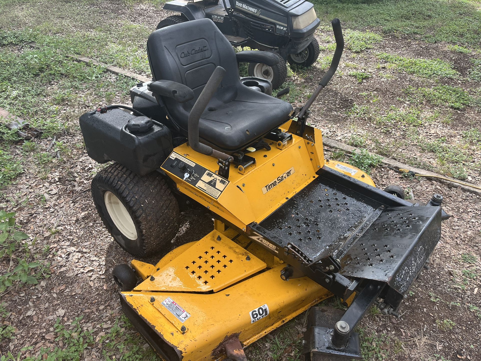 2007 Cub Cadet Commercial Grade ZTurn 60”Riding Lawn Mower 23hp Kawasaki Engine  