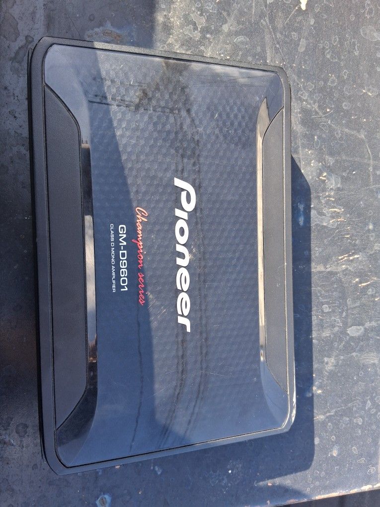 PIONEER AMP