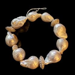 Vintage Champagne Baroque Pearl  Sterling Unique Clasp bracelet 