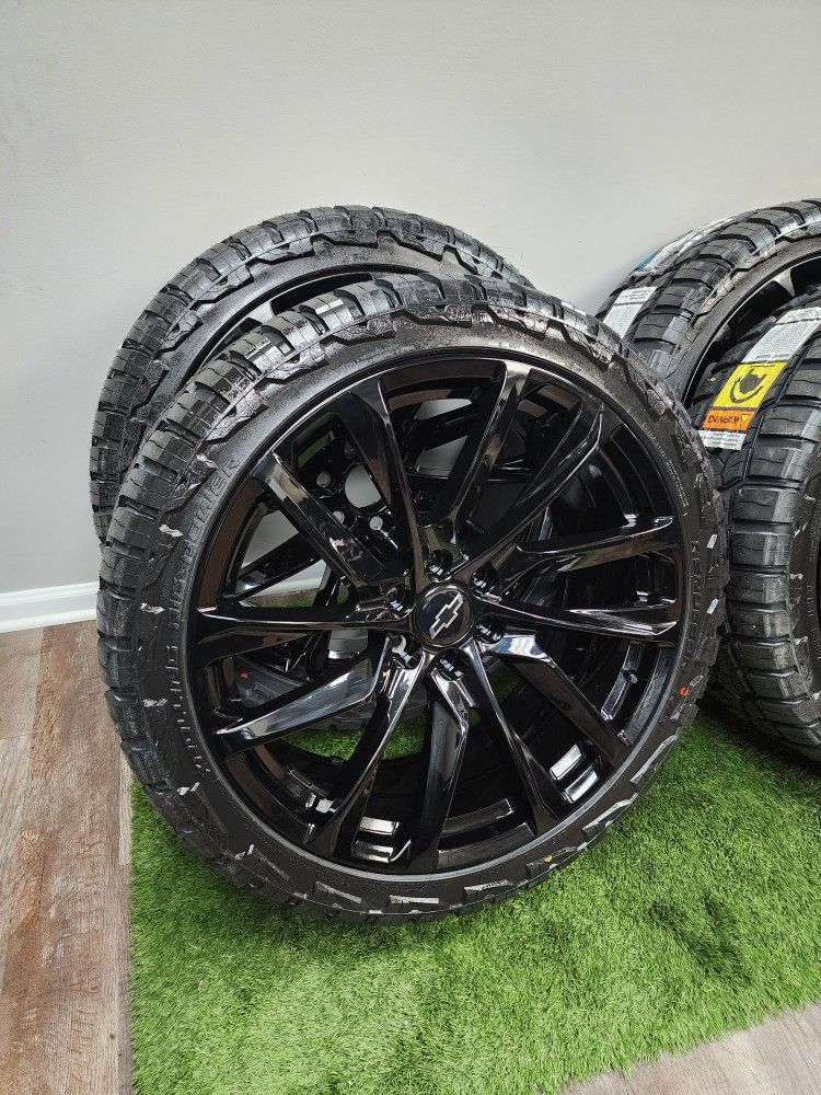 New 24 Inch Gloss Black Wheels With Tires 6 Lug Gm
