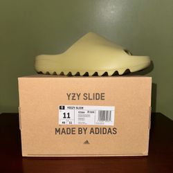 Yeezy Slide Resin  Size 11