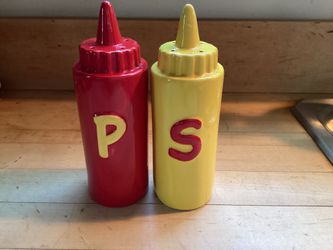 Salt & Pepper Shakers
