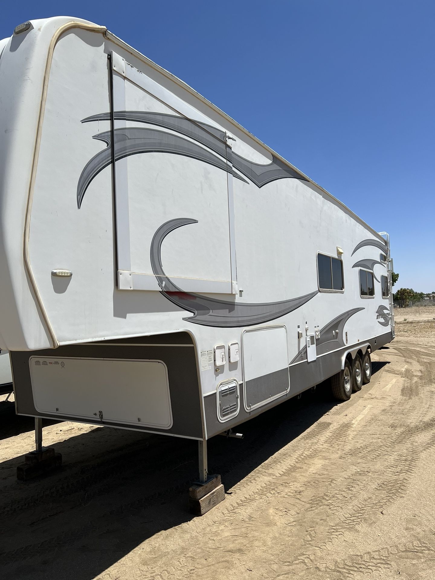 2012 Forest river CR 3716