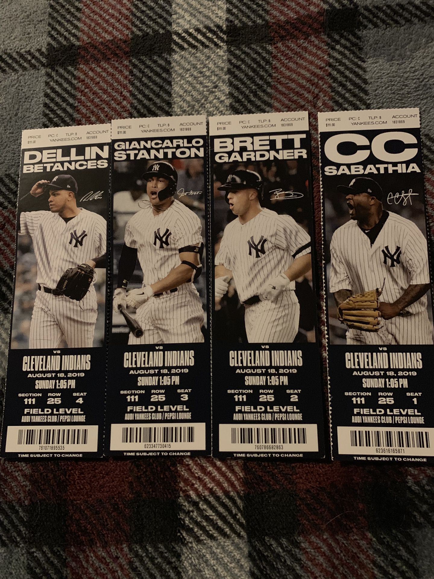 4x NEW YORK YANKEES TICKETS Sunday 8/18 FIELD LEVEL SECTION 111 ROW 25